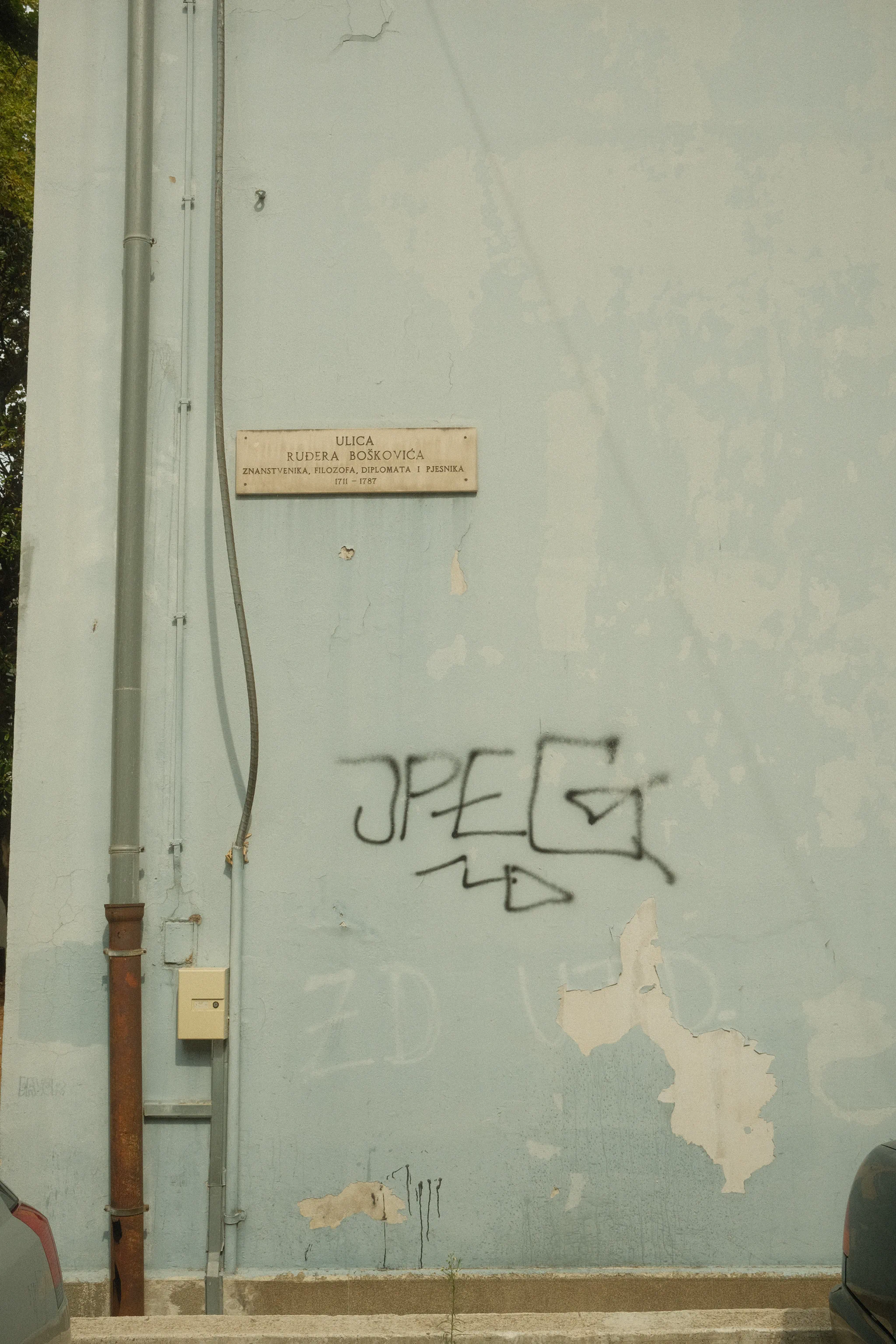 JPEG graffiti wall art